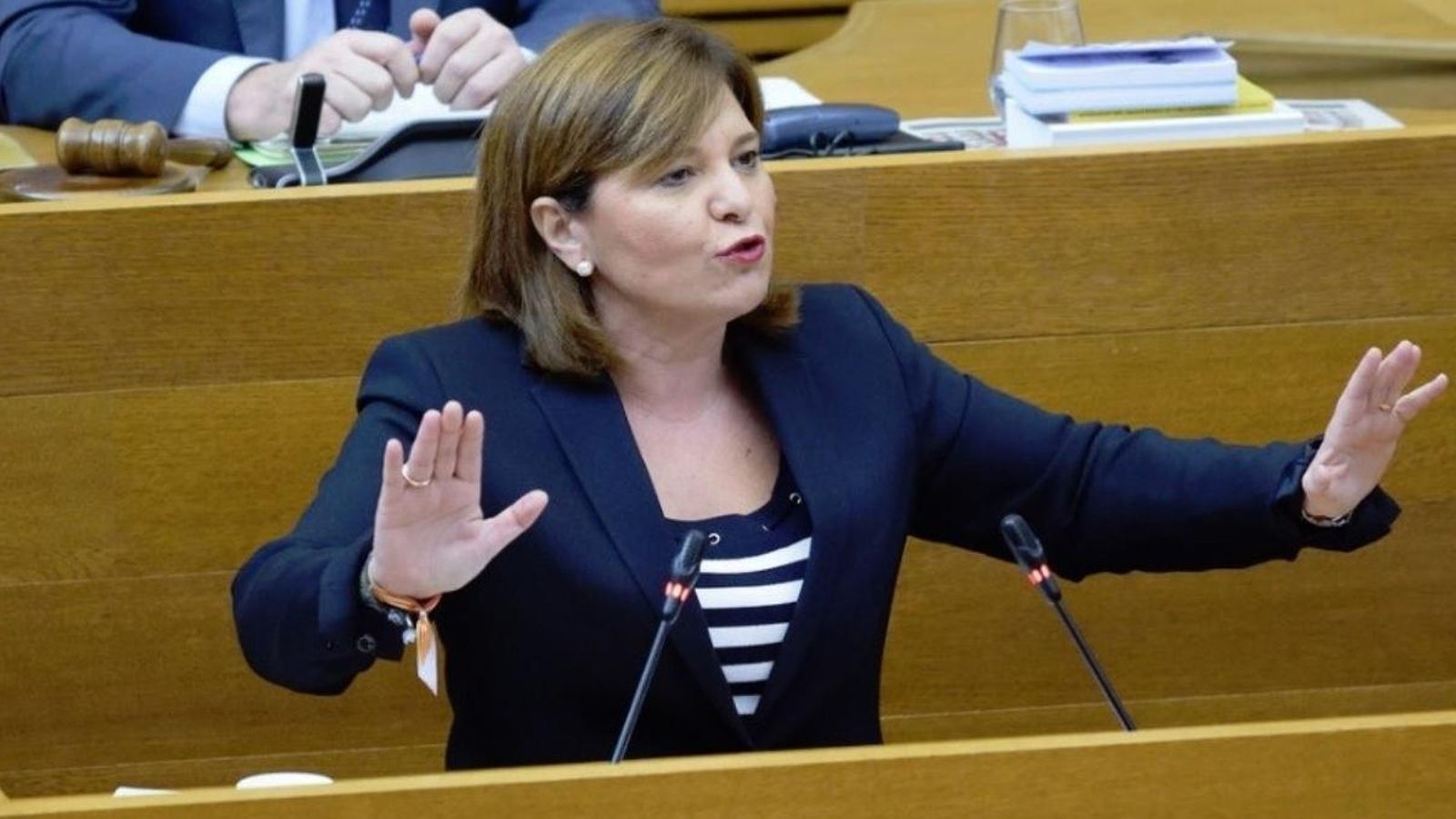 La líder del PP a la Comunitat Valenciana, Isabel Bonig, ha criticat la decisió de reduir el cabal del transvasament Tajo-Segura