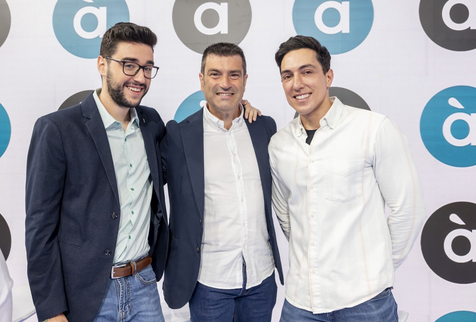 Els presentadors d'À Córrer, Xavi Blasco, TÀP Zàping Lluís Cascant i de Zoom, Bernard Giménez