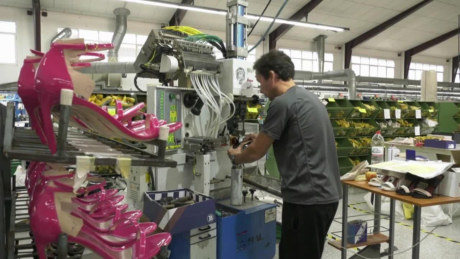 Un informe planteja donar ajudes a empreses amb jornades de 32 hores