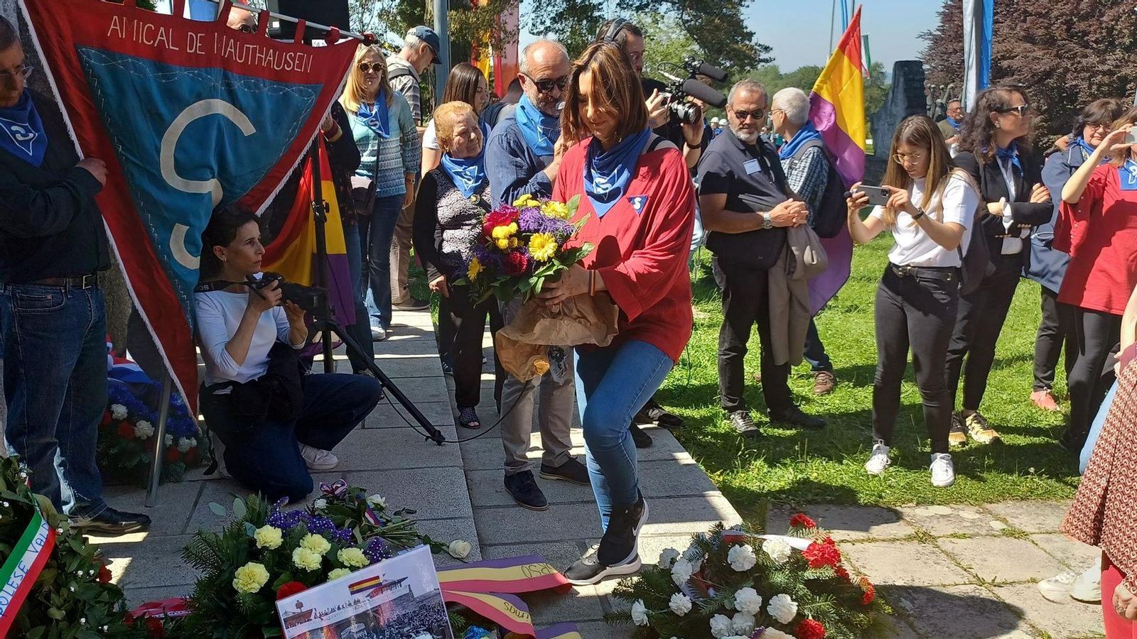 Rosa Pérez Garijo en els actes commemoratius de l'alliberament del camp de concentració de Mauthausen