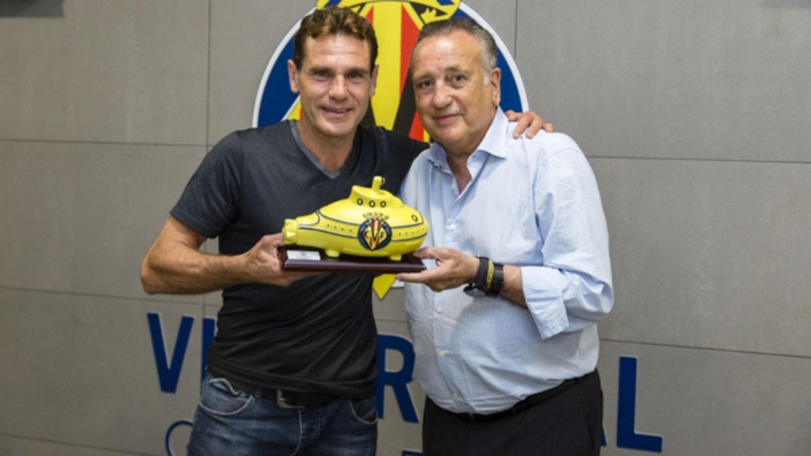 Pasqual Donat al costat del president.