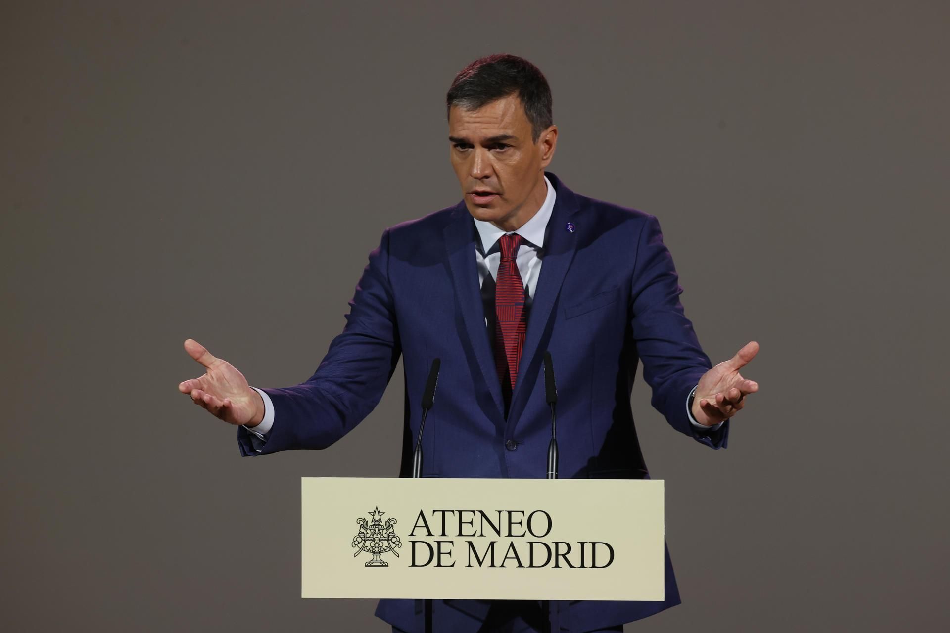 Sánchez intervé en el fòrum organitzat per l'Ateneo de Madrid, aquest dilluns Sánchez intervé en el fòrum organitzat per l'Ateneu de Madrid, aquest dilluns