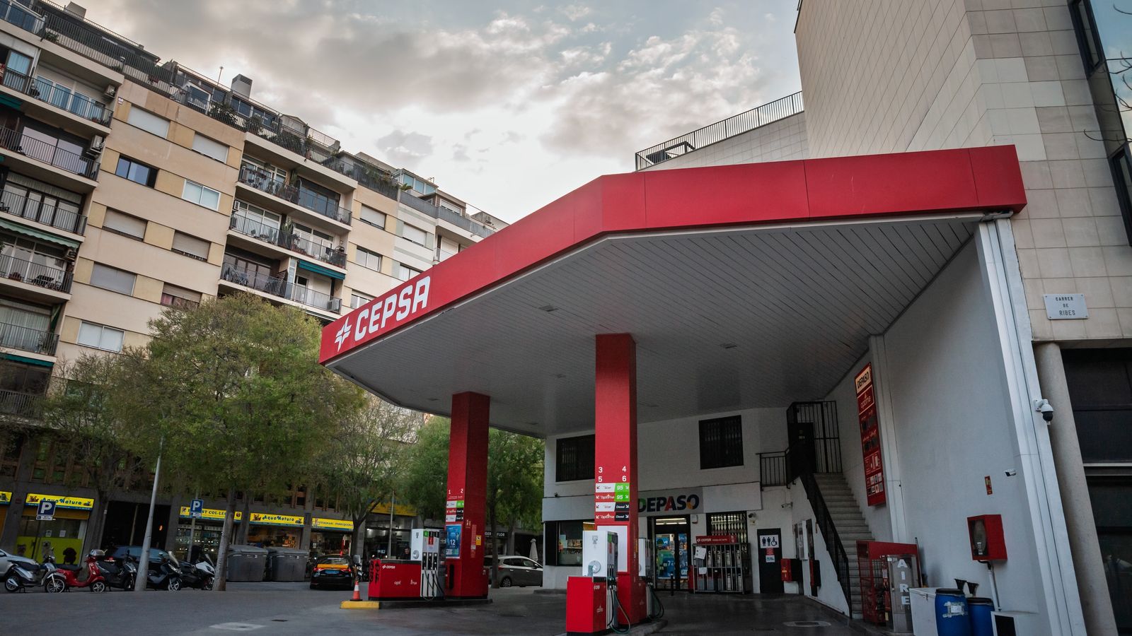 Una estació de servici a València, en una imatge d'arxiu