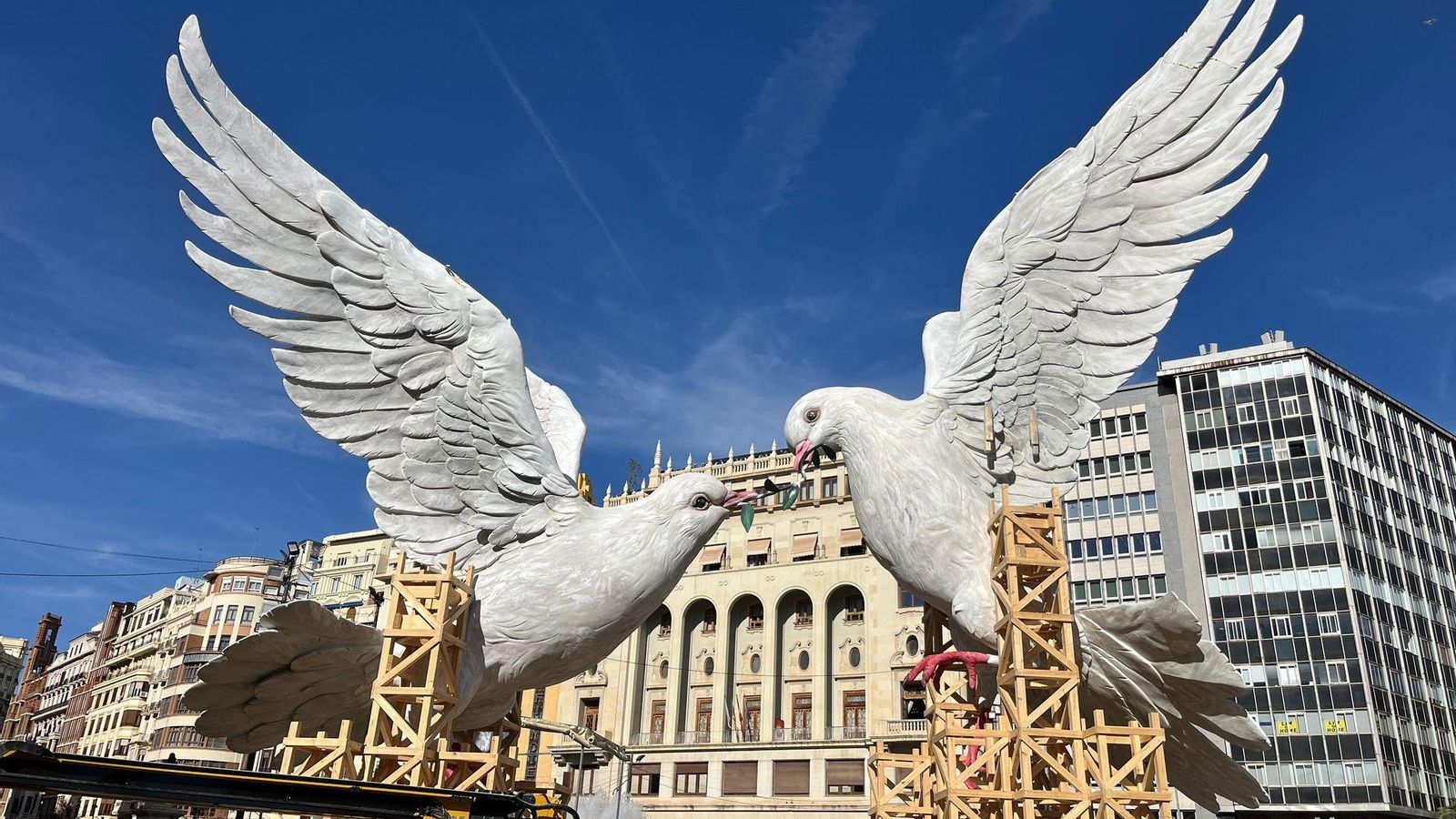 La falla municipal de València, obra de Pere Baenas i Escif Falla municipal Falles 2024