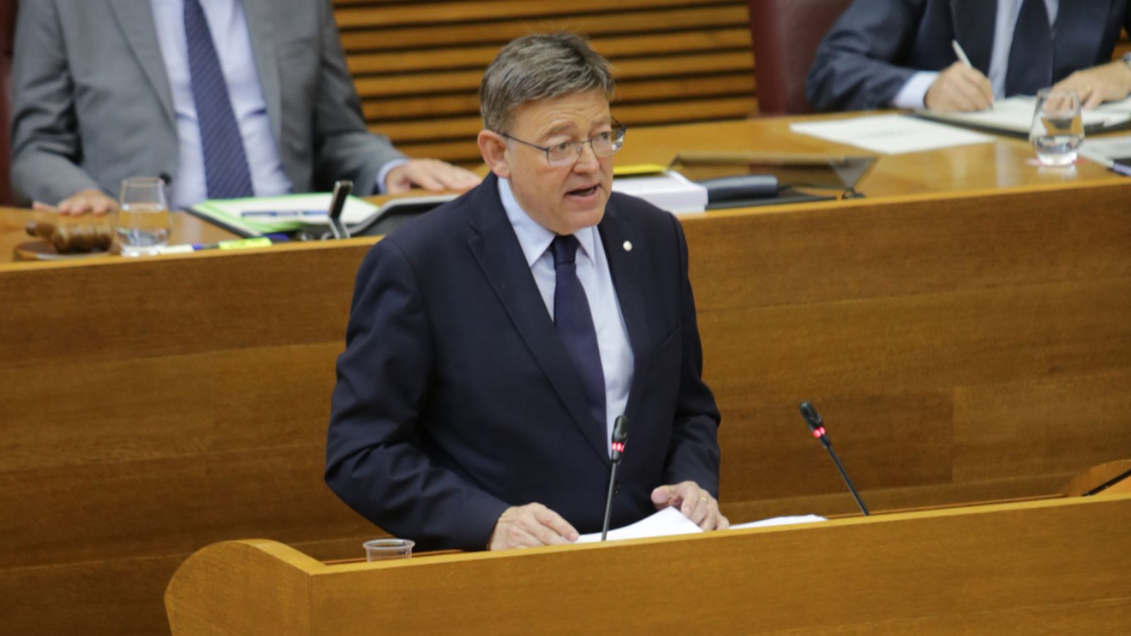 Imatge d’arxiu de Ximo Puig en un ple a les Corts