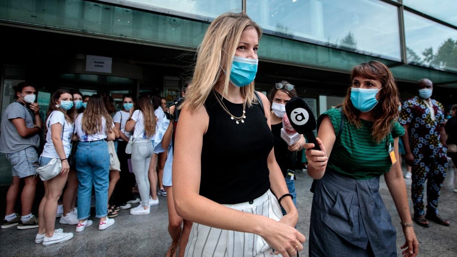 La filla d'Eduardo Zaplana ha destacat la legalitat de donacions dels seus pares, algunes pròximes als 600.000 euros