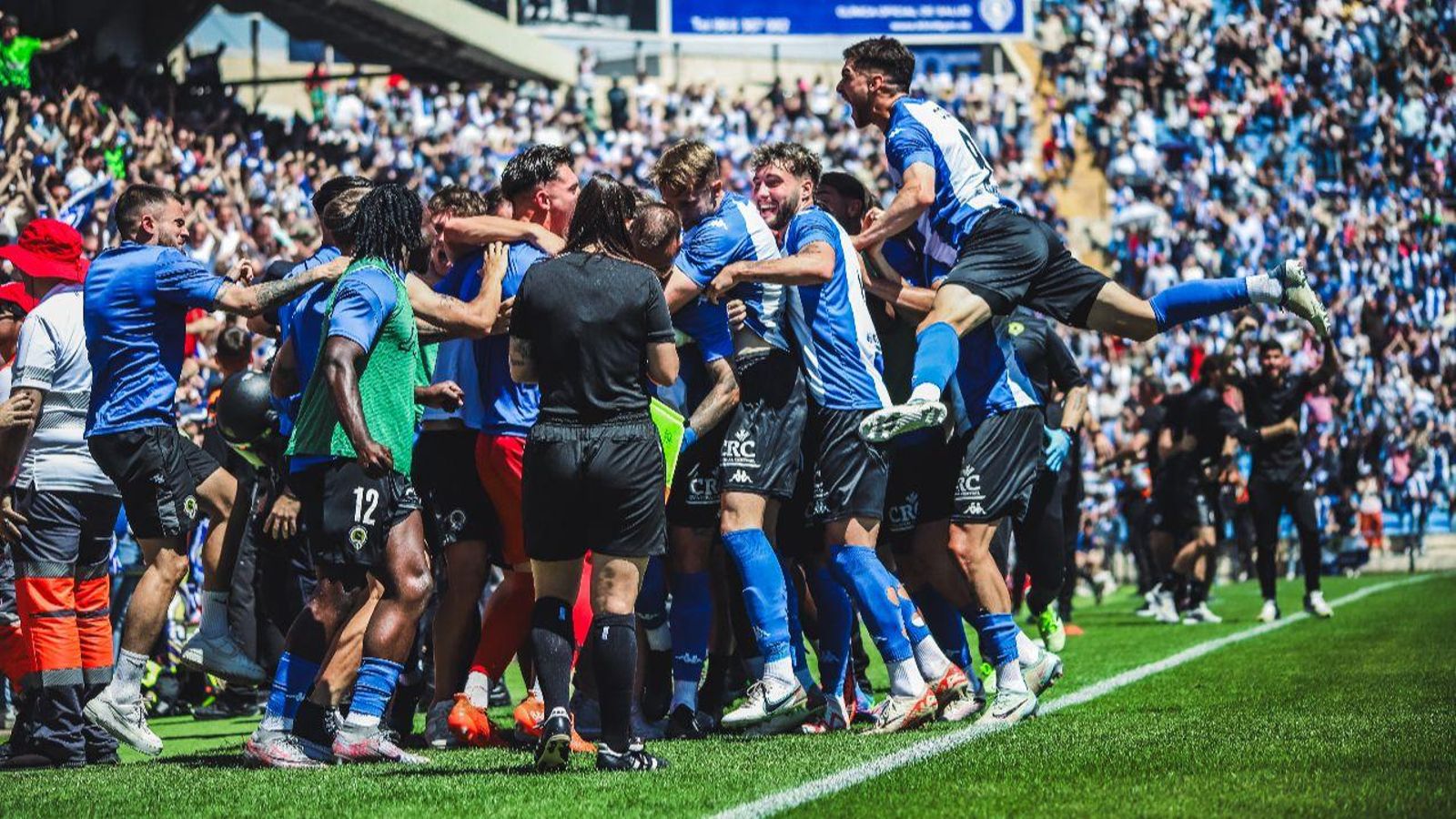 Celebracions de l'afició de l'Hèrcules CF per l'ascens a Primera RFEF