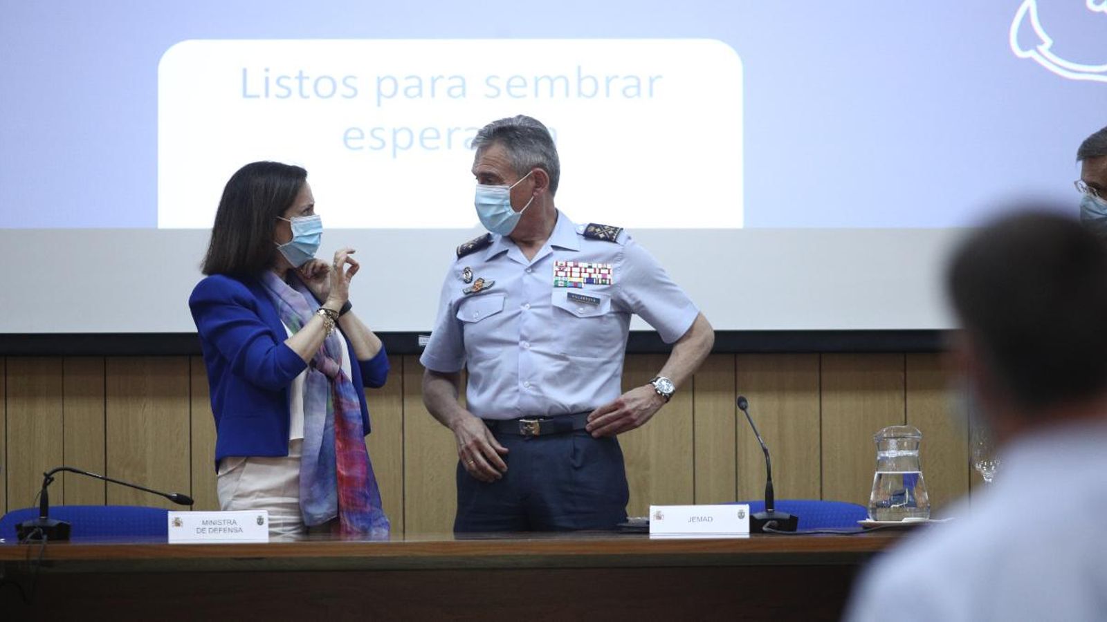 La ministra de Defensa, Margarita Robles, i el Cap de l'Estat Major de la Defensa, el general Miguel Ángel Villarroya
