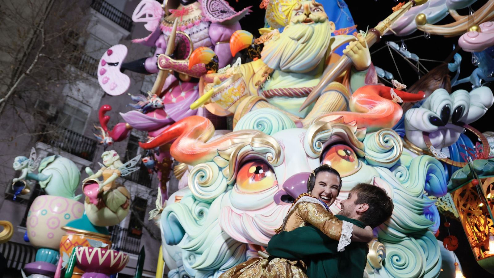 Un moment d'alegria a la falla guanyadora