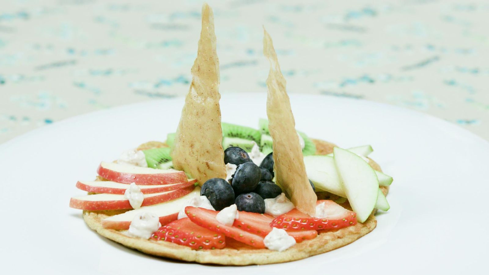 Coquetes d'avena amb fruita i formatge