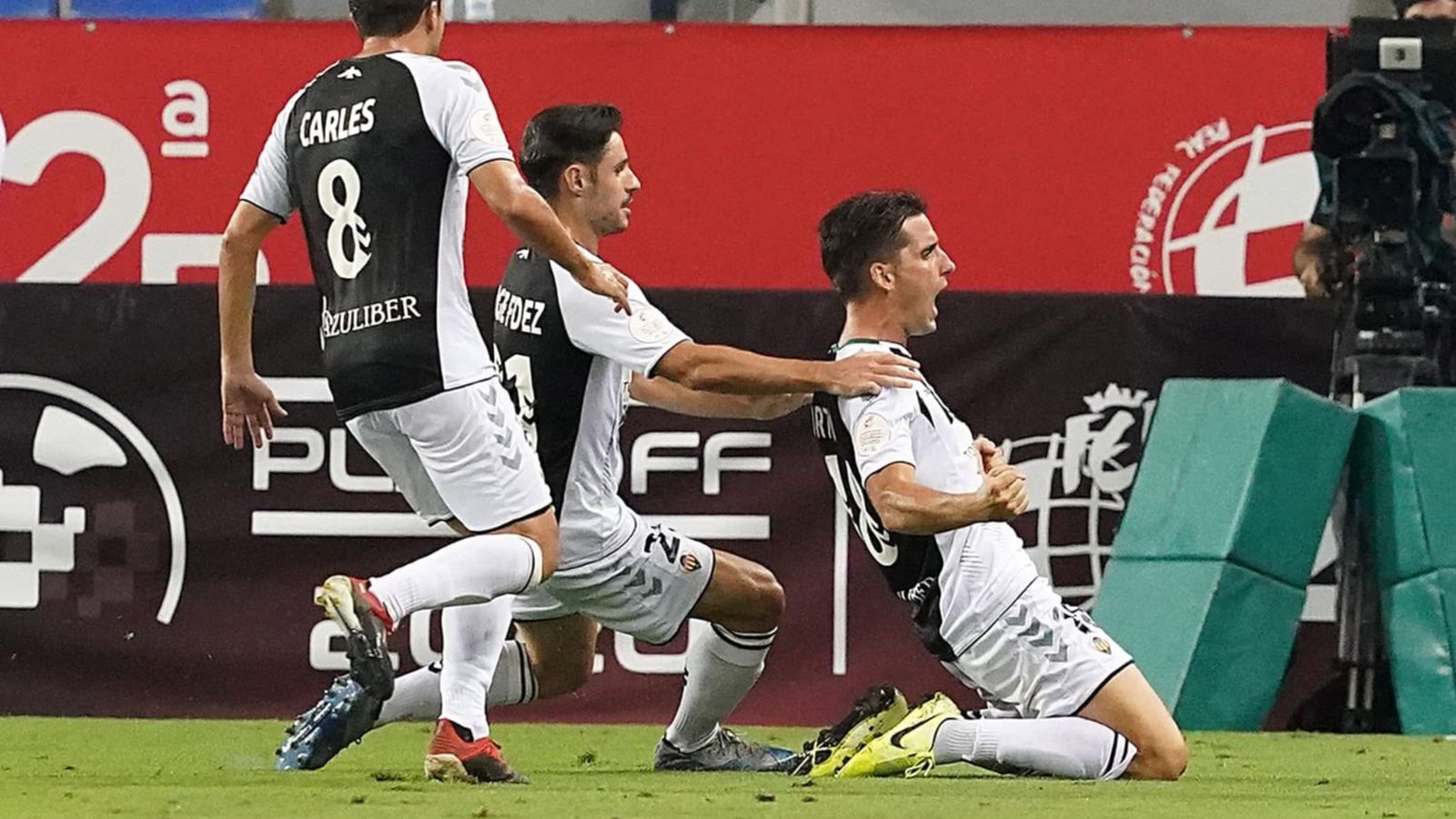 Juan Ortuño celebra el gol de l’ascens del Castelló
