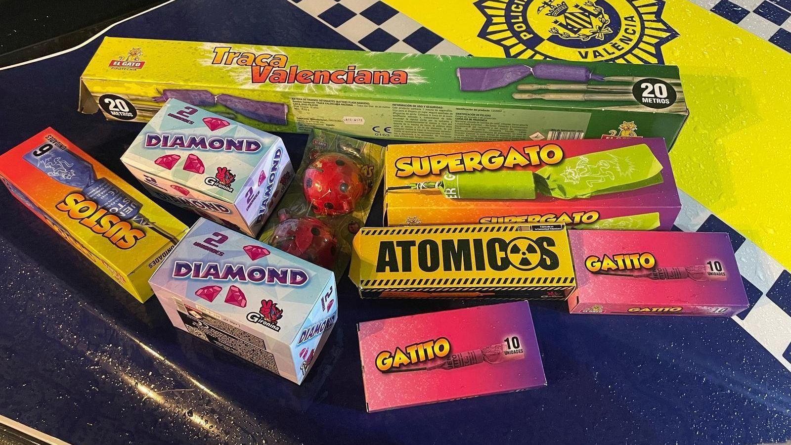 Material pirotècnic incautat