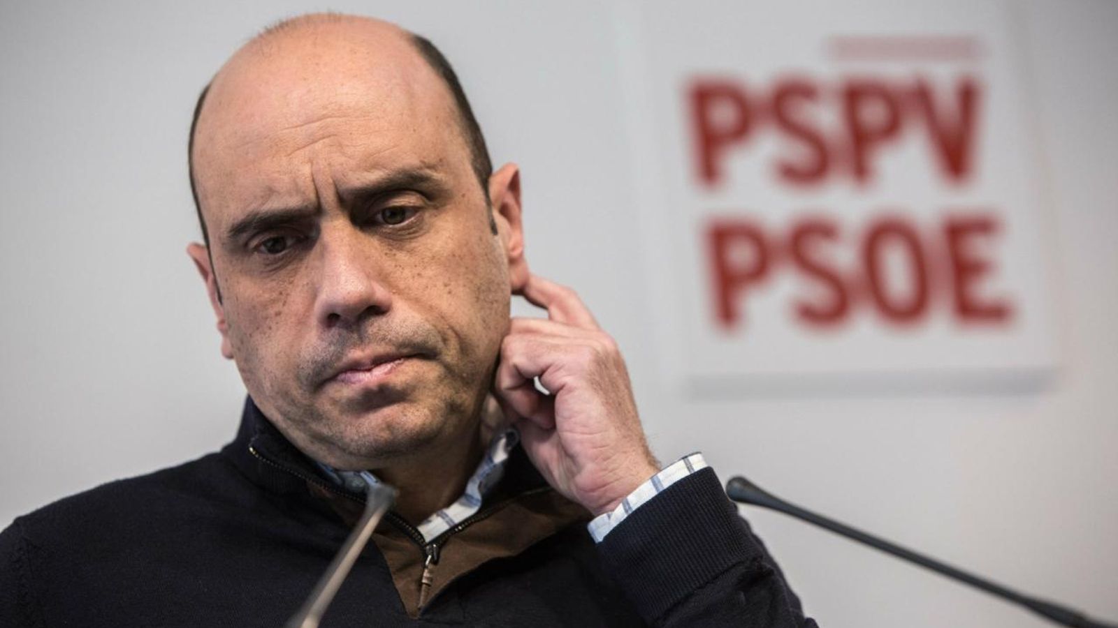 Gabriel Echávarri durant la roda de premsa d'aquest matí a la seu del PSPV-PSOE a València