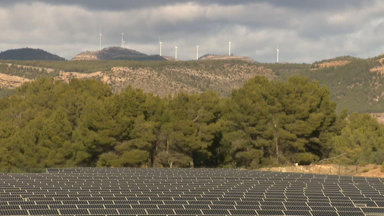VÍDEO | Aras de los Olmos s’autoabastirà només amb energies renovables