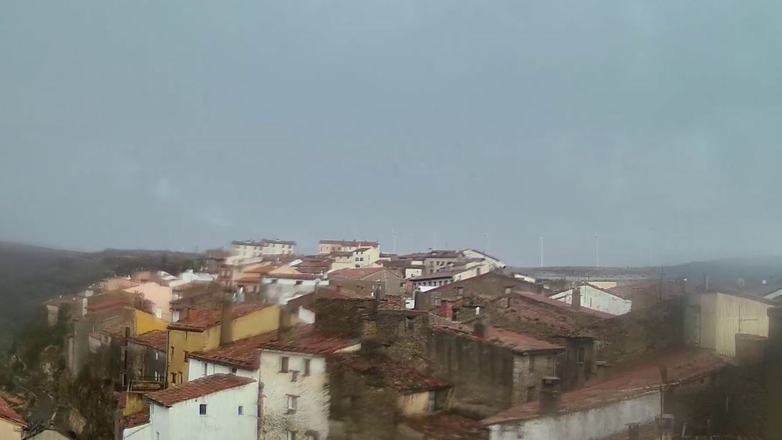 Castellfort durant la tempesta