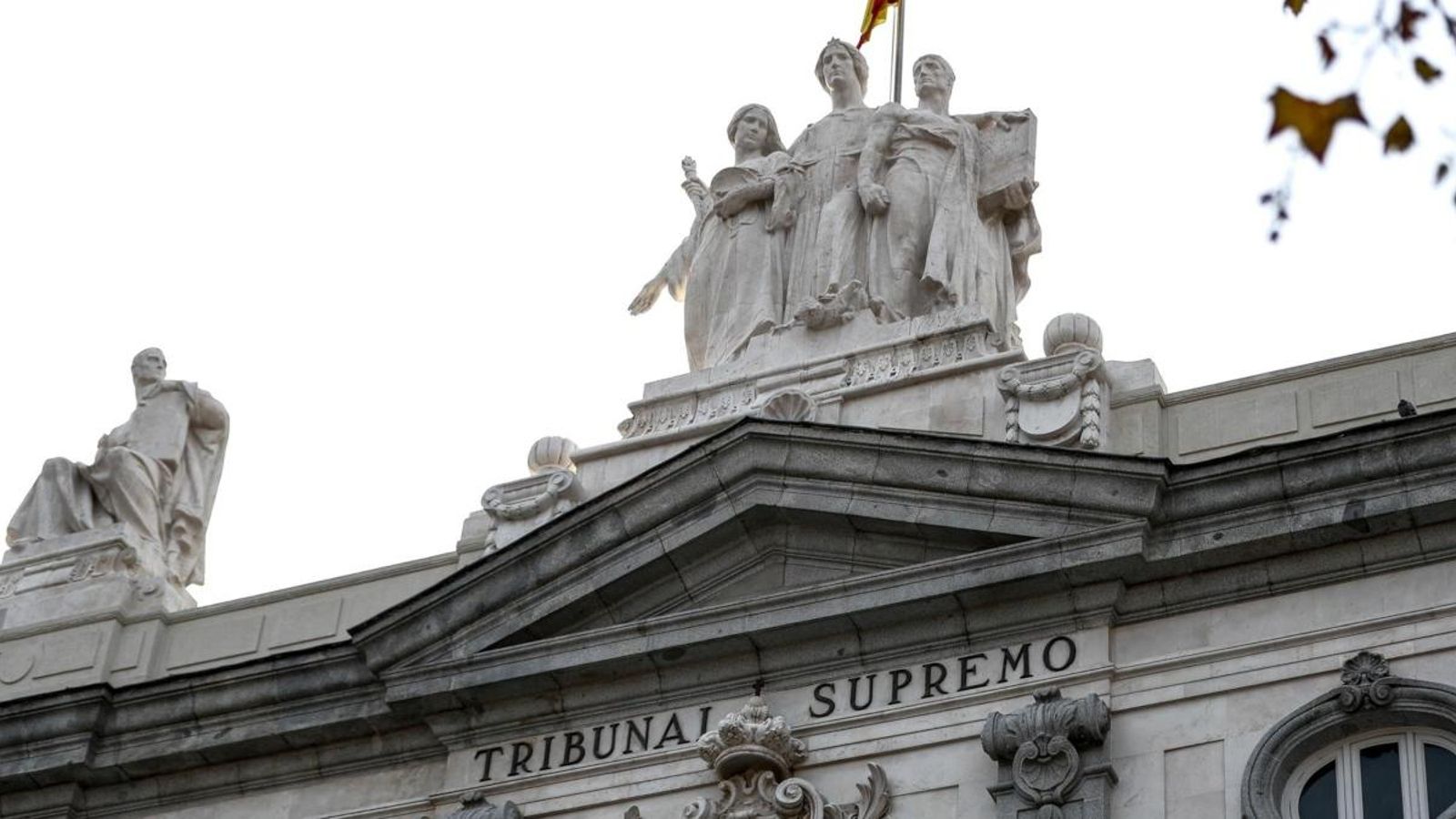 El Suprem amplia el permís de residència a un estranger perquè cuide el seu fill