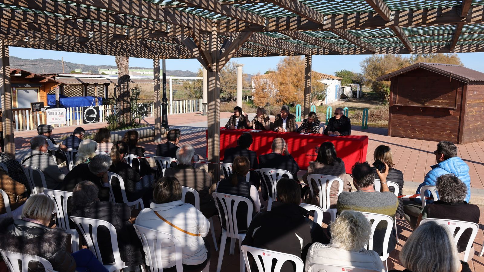 Reunió amb veïnat de Torre la Sal (Plana Alta) este divendres