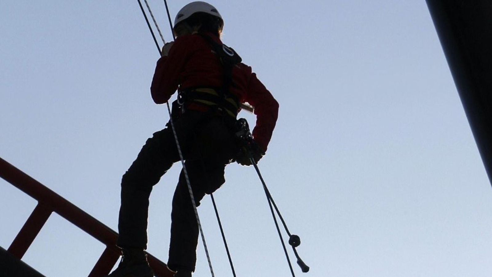 Treballador en unes obres de construcció, en una imatge d'arxiu