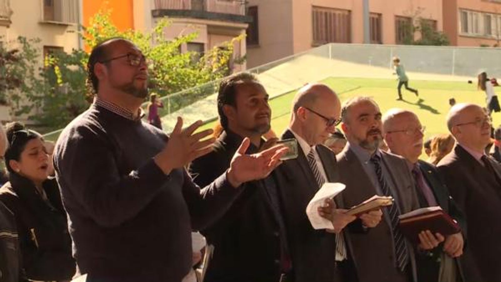 Centenars de persones han reclamat el dret a practicar la religió protestant en la societat actual Centenars de persones han reclamat el dret a practicar la religió protestant en la societat actual