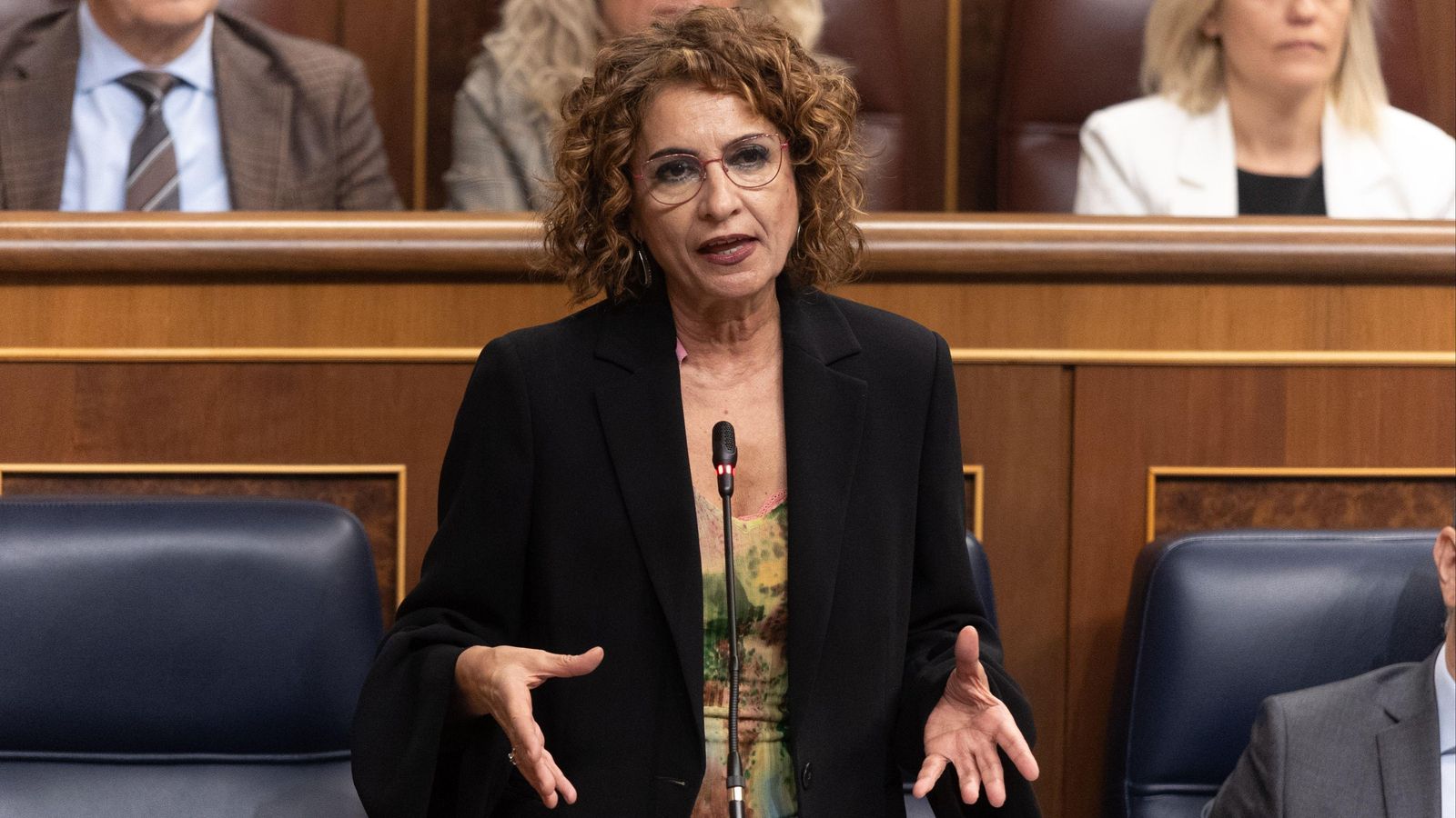 La vicepresidenta primera i ministra d'Hisenda, María Jesús Montero, al Congrés