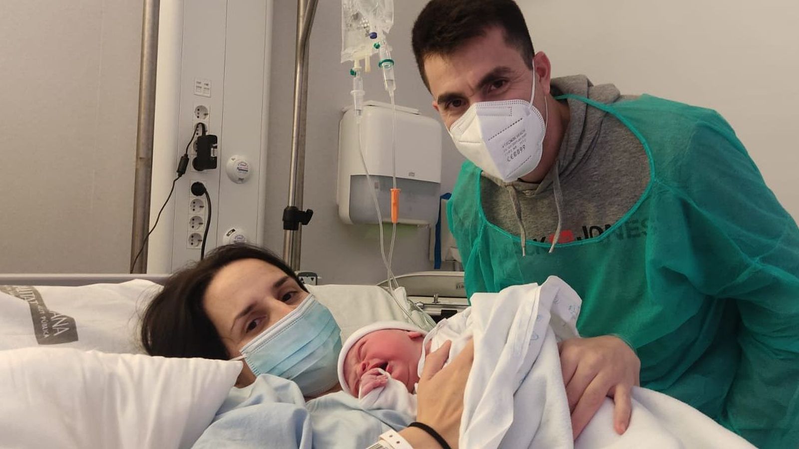 Diego, nascut a La Fe de València, és el primer bebé valencià de 2023