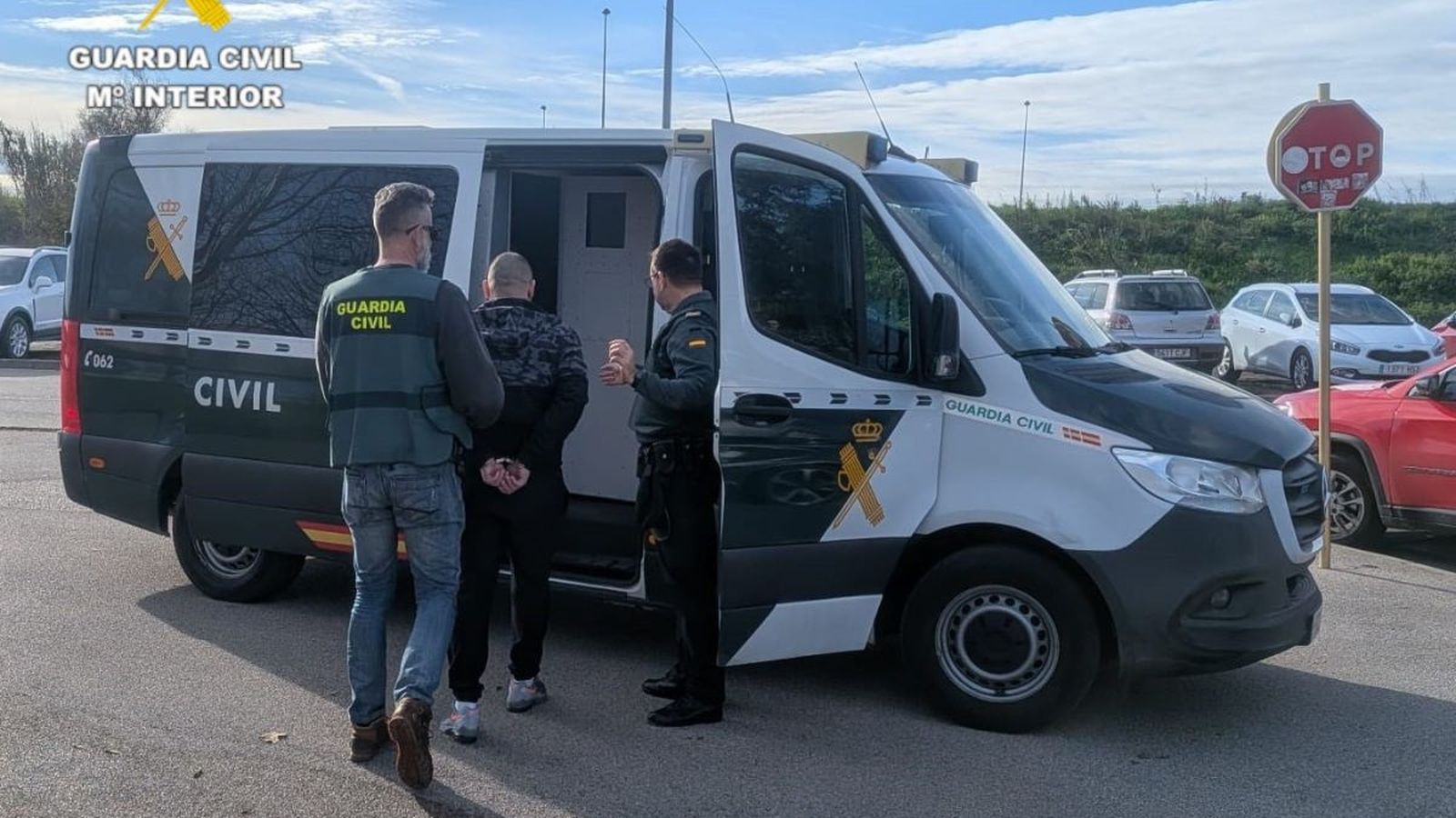 detenidas-cinco-personas-por-robos-con-fuerza-en-centros-educativos-de-burriana