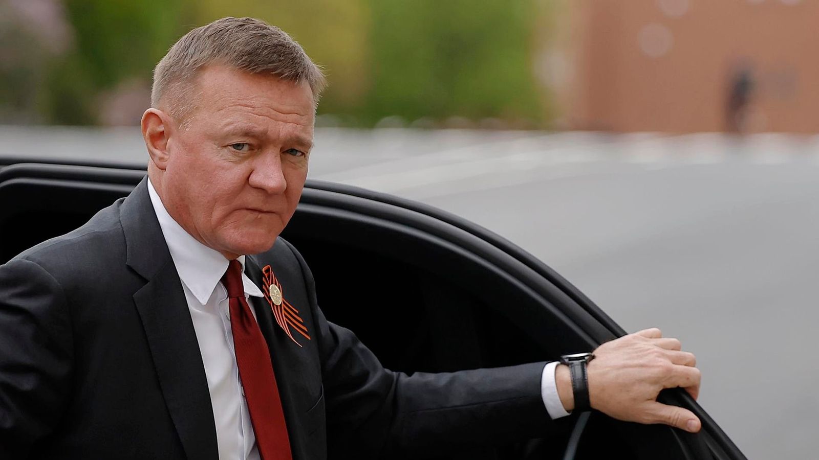 El ministre de Transport Roman Starovoit arriba a una reunió amb el president rus, Vladímir Putin, al Kremlin, el passat maig.