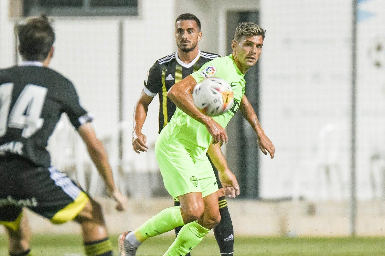 L'argentí Lucas Boyé durant el partit contra el Saragossa al Pinatar Arena