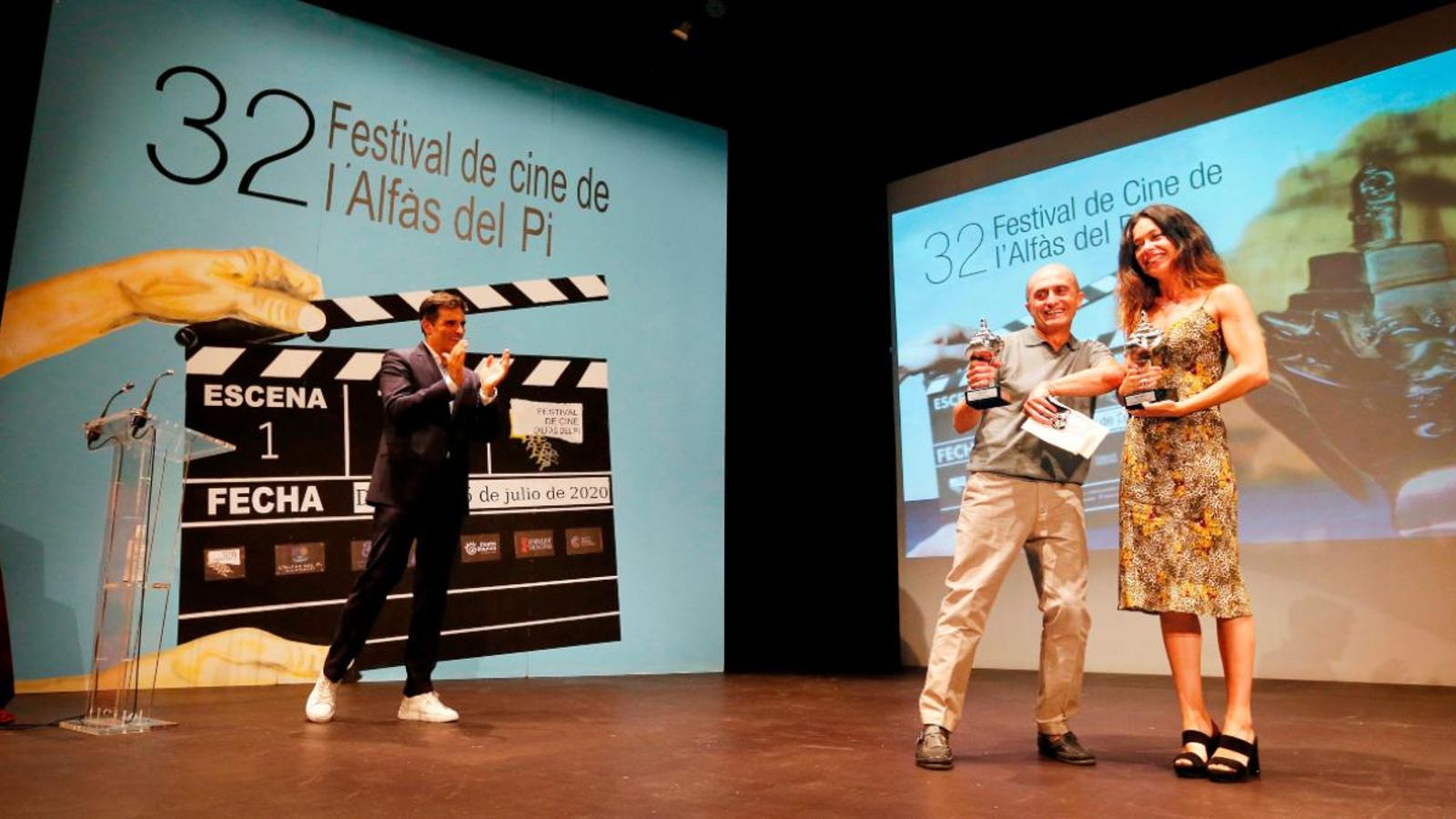 L'actriu Ana Castillo i l'actor Pepe Viyuela han sigut homenatjats amb el premi Far de Plata