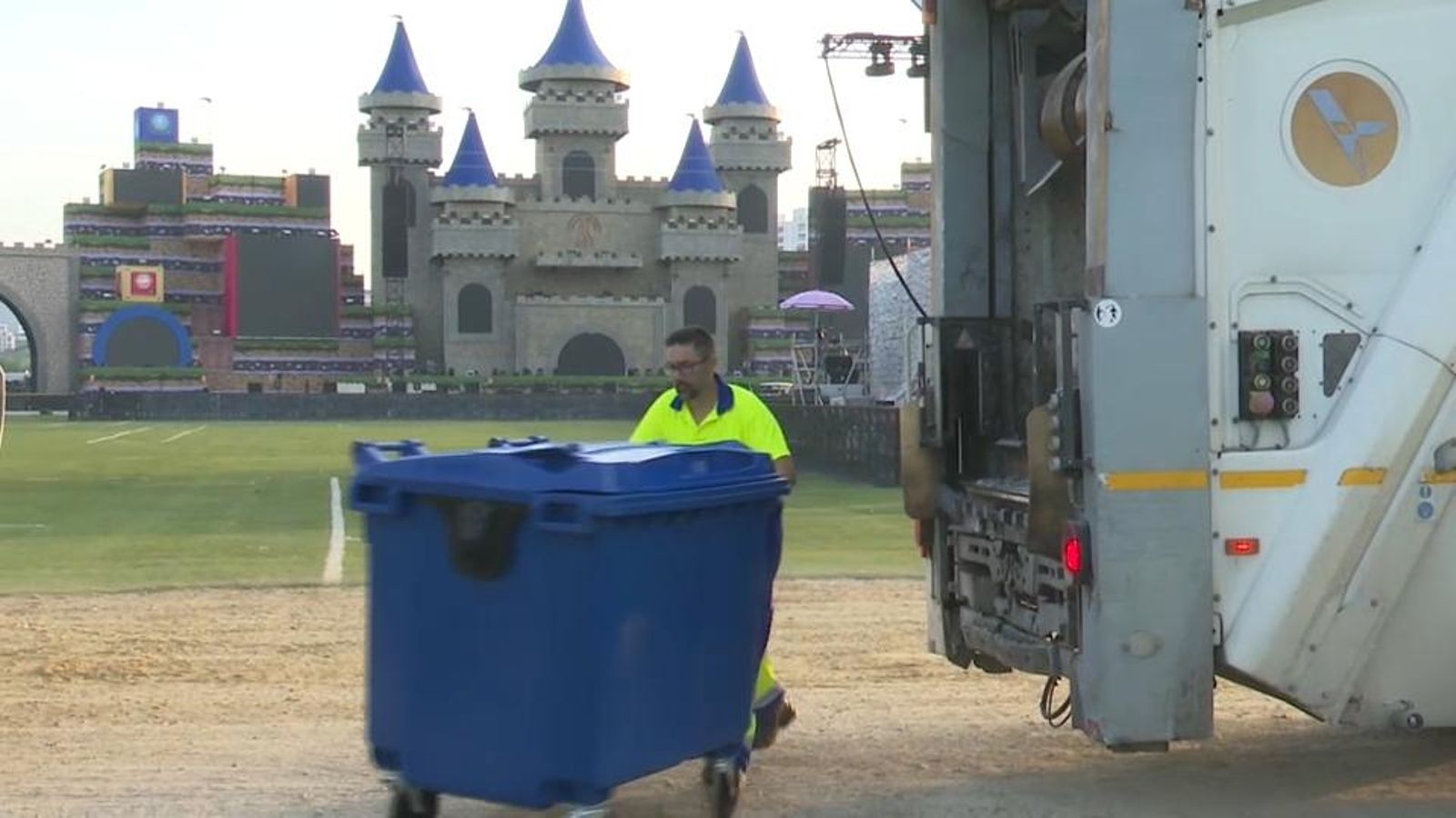 El reciclatge de plàstic, llandes i cartó, clau en el tancament del Medusa Festival