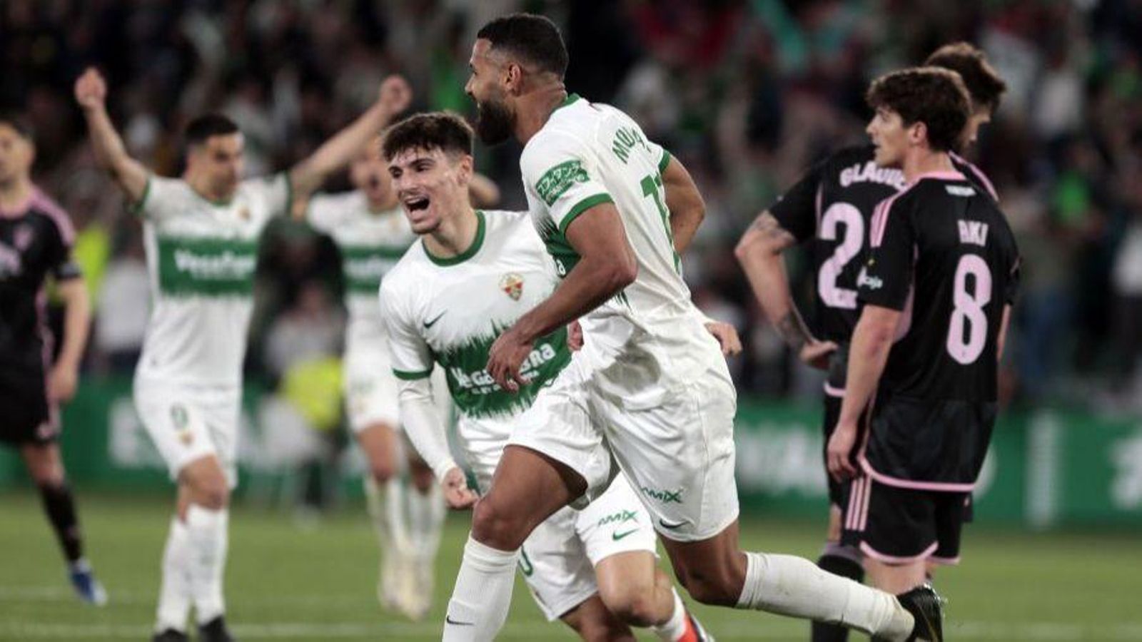 Mourad celebra el gol del triomf