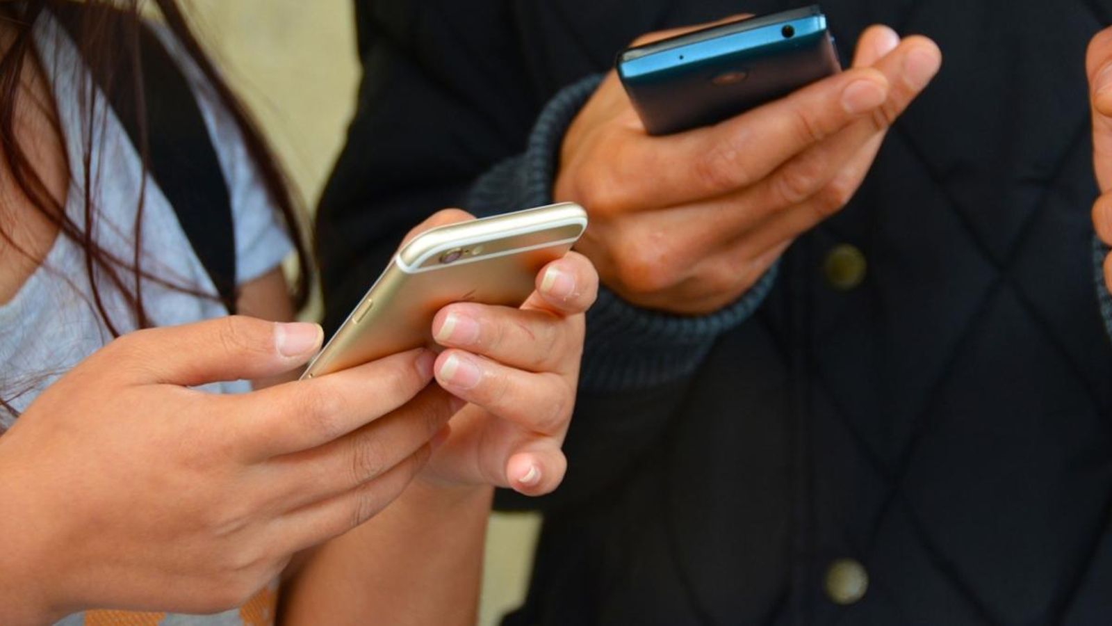 La meitat de la joventut a Europa evita accedir a continguts digitals il·lícits