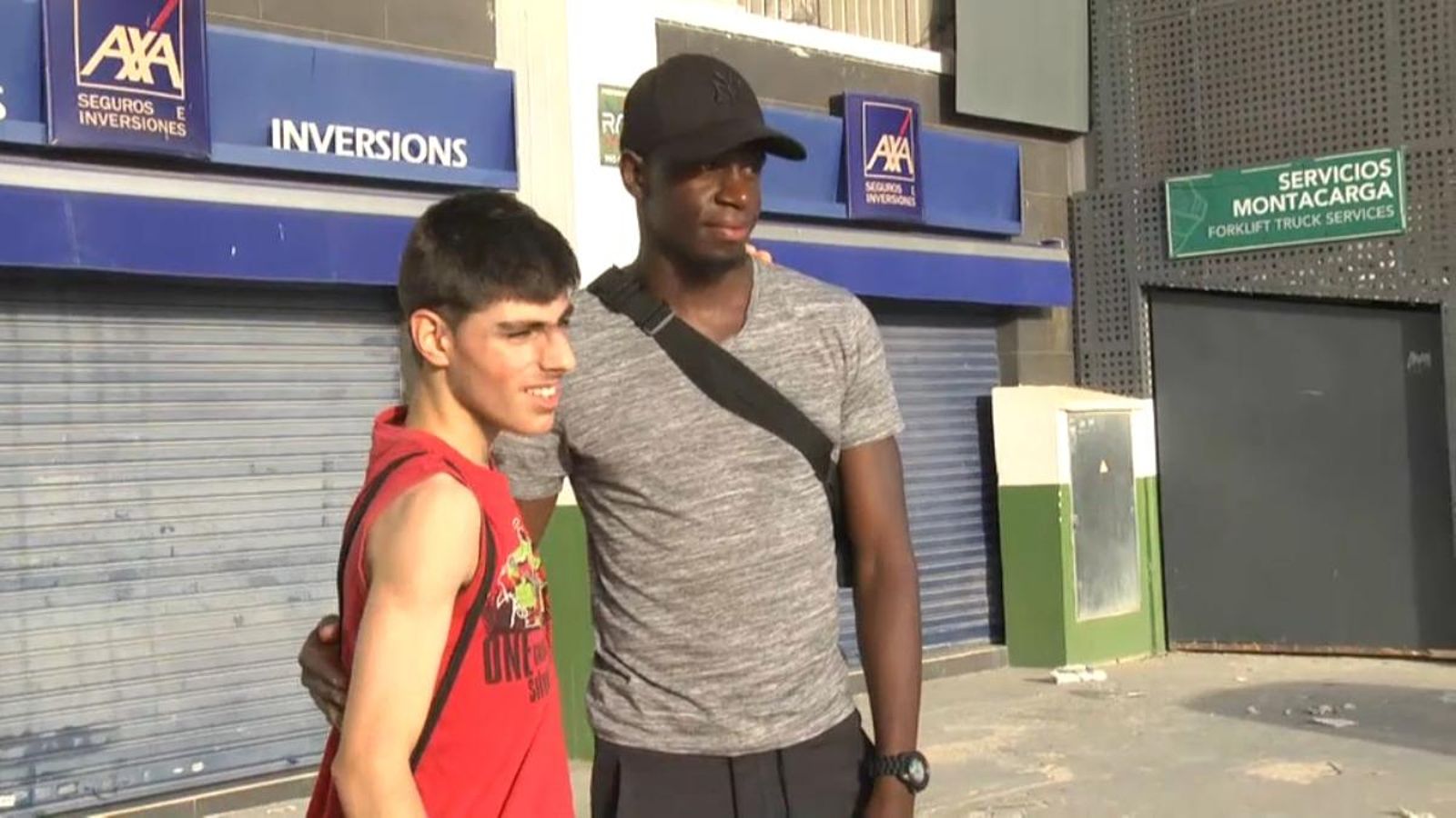 El migcampista francés ha conegut  els companys.