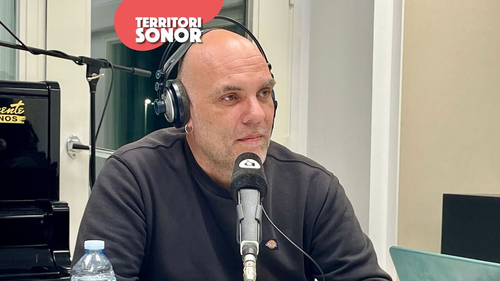 24.02.2025 | Juan Diego Sanchis: deu anys acompanyant els millors grups amb El Mico Entertainment