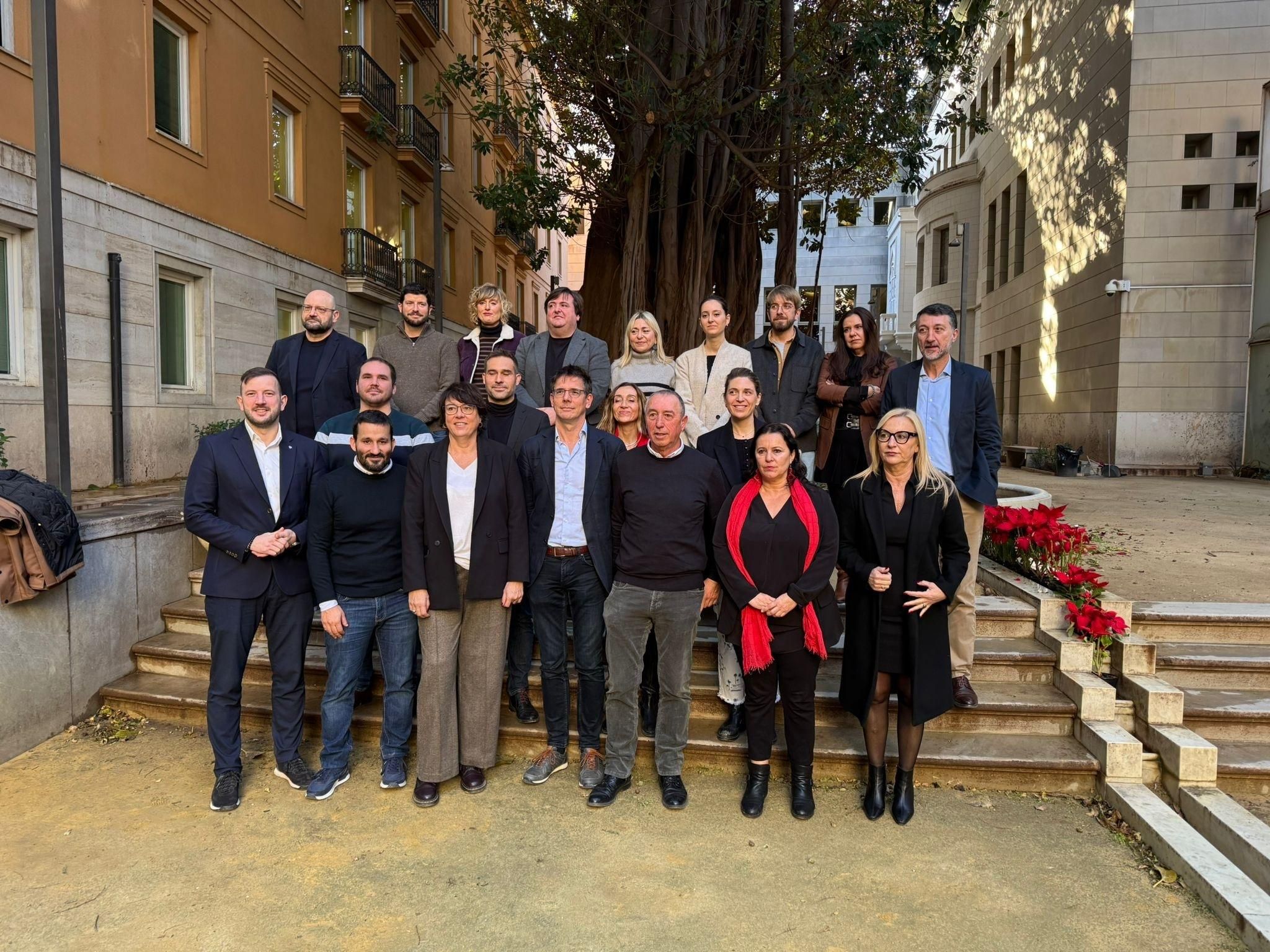 Compromís rep a les Corts una representació del grup d'Els Verdes / Aliança Lliure Europea Compromís rep en Les Corts a una representació del grup dels Verdes/Aliança Lliure Europea