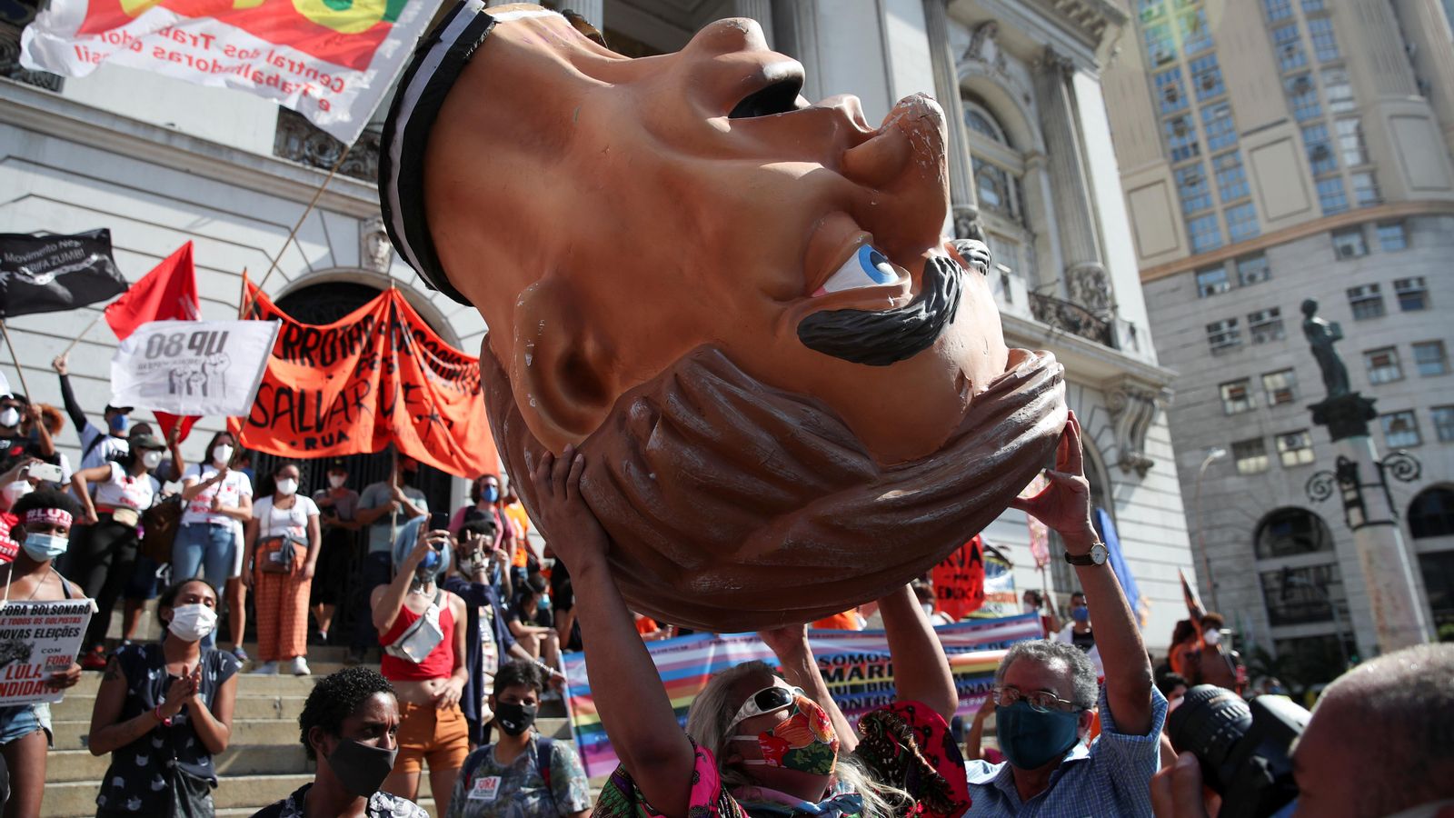 Manifestants contra Bolsonaro en Rio de Janeiro