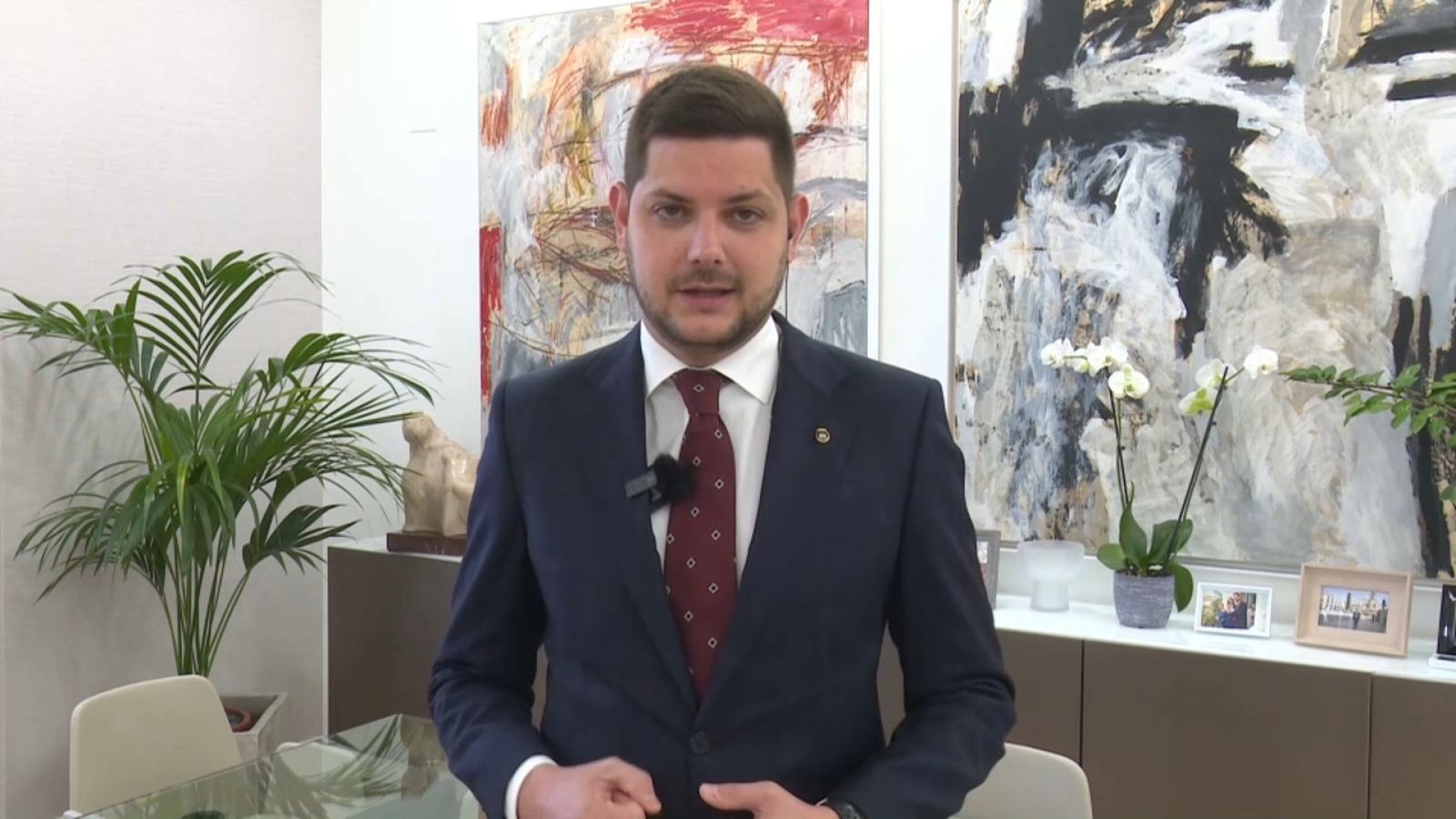 José Manuel Prieto, alcalde de Gandia, durant la seua intervenció en 'Les notícies del matí' hores abans de rebre la visita dels reis