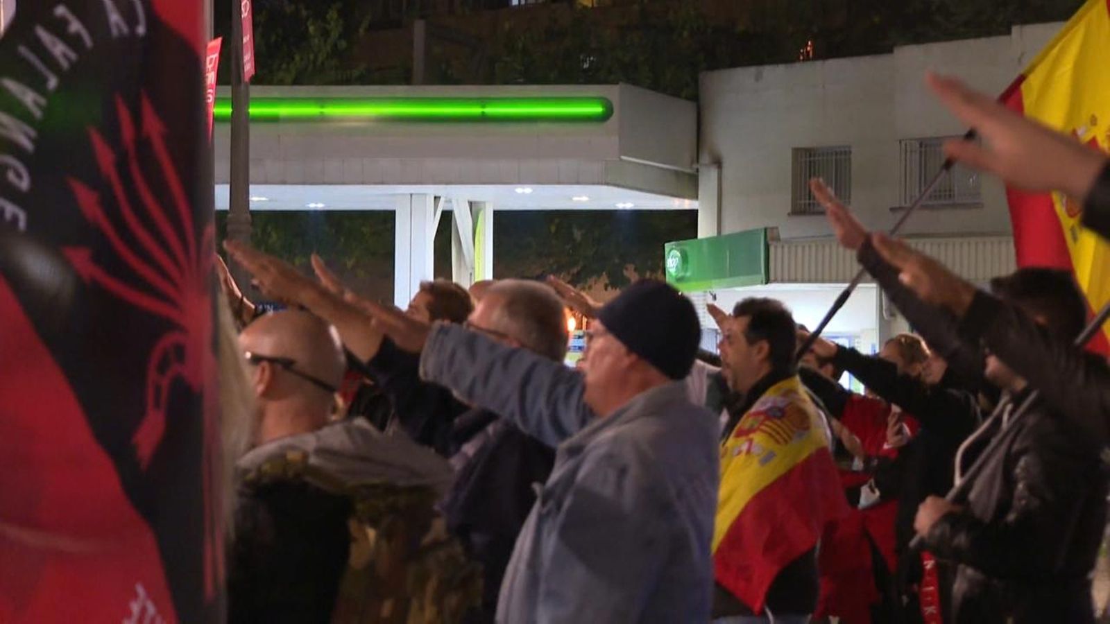 q salutacions cara al sol