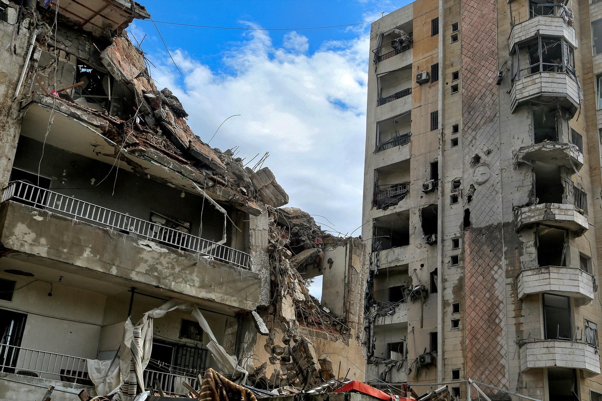Destrucció d'edificis civils als afores d'un suburbi de Beirut este mateix dimarts Destrucció d'edificis civils als afores d'un suburbi de Beirut este mateix dimarts