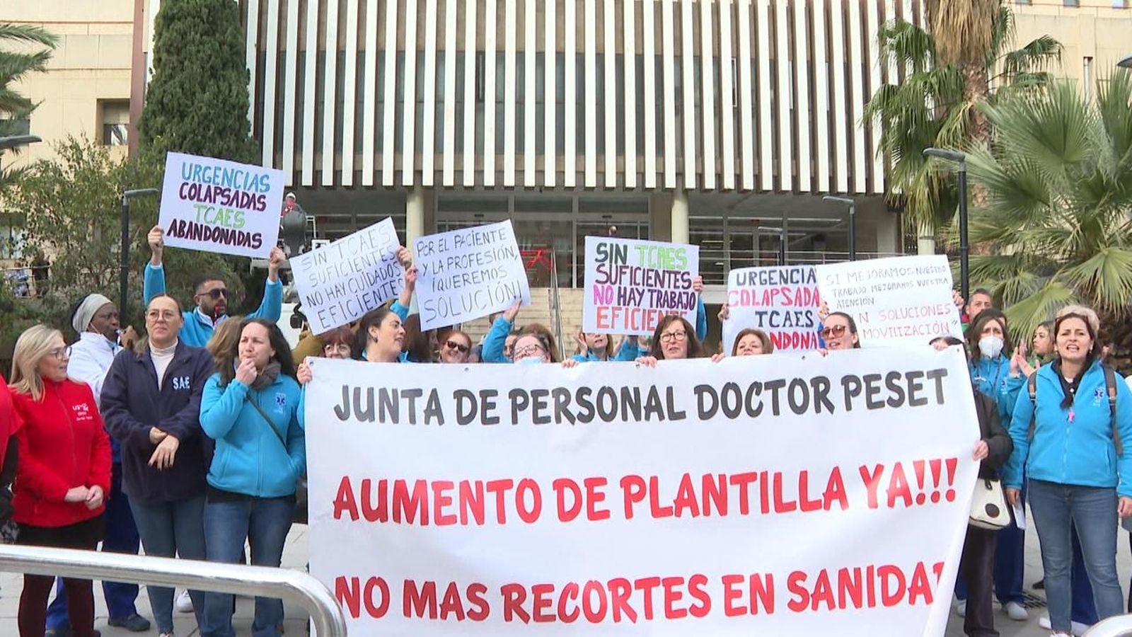 El personal de l'hospital Doctor Peset reclama 160 contractacions més per atendre els pacients