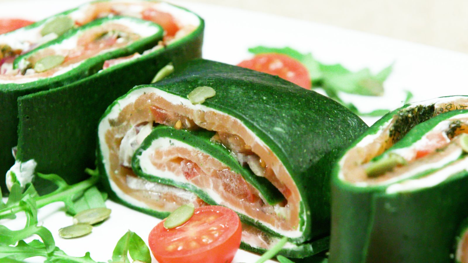 Rotllo d'espinacs i salmó