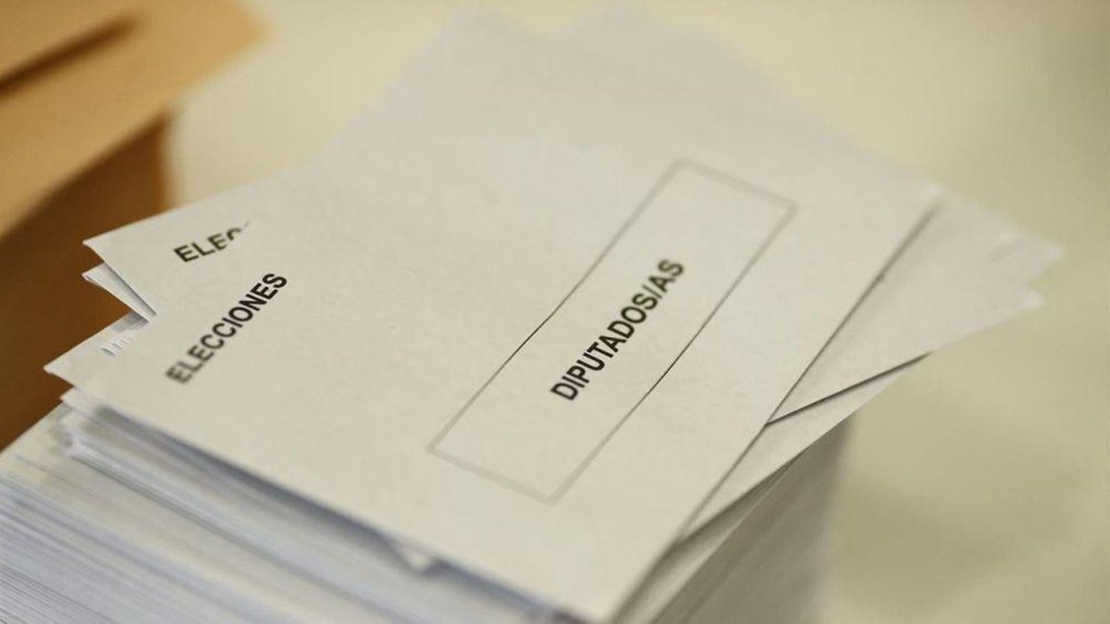 S\'amplia fins l\'1 d\'abril el termini de sol·licitud del vot dels residents absents
