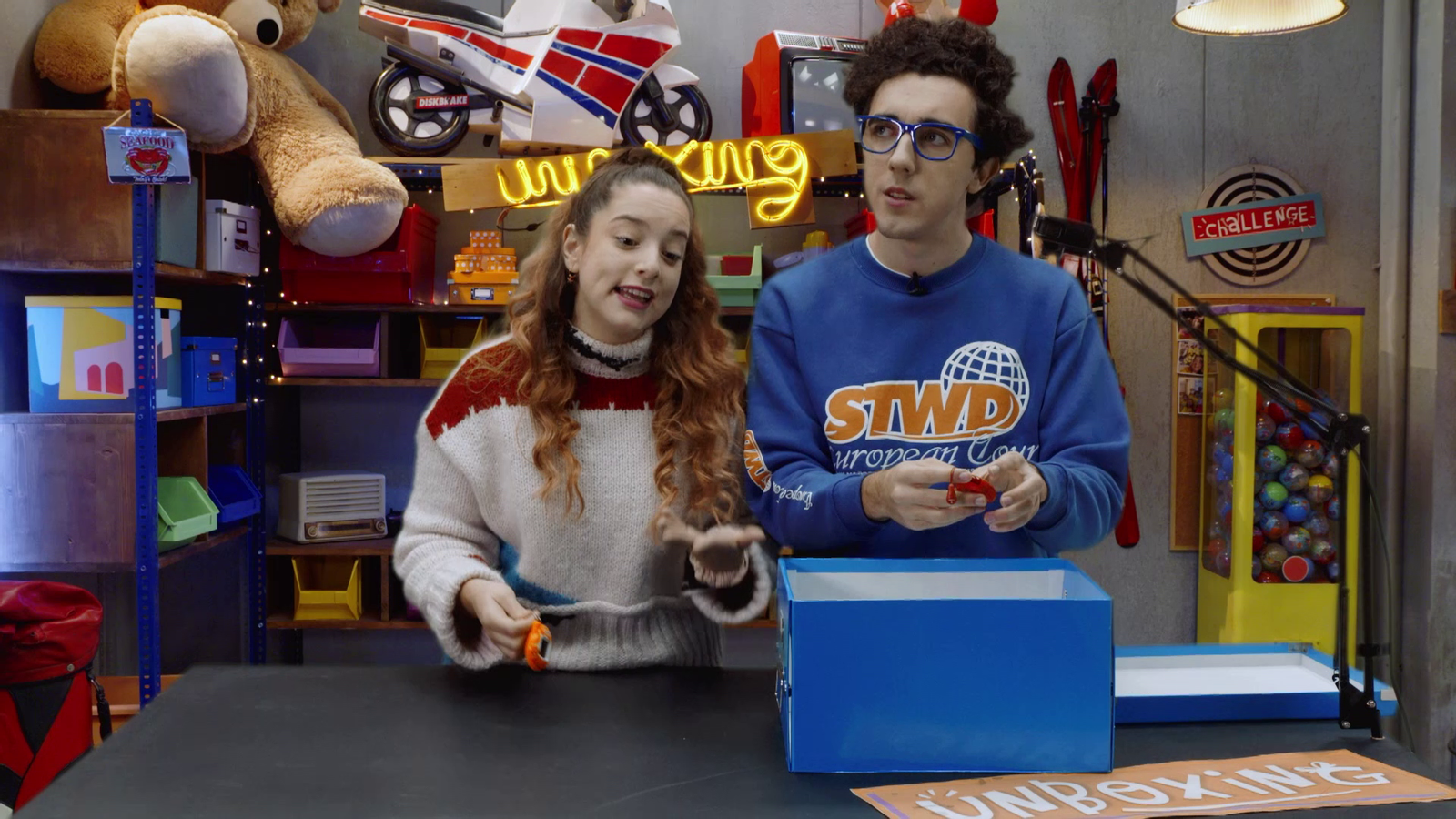 La Colla Unboxing | Tamagotchi