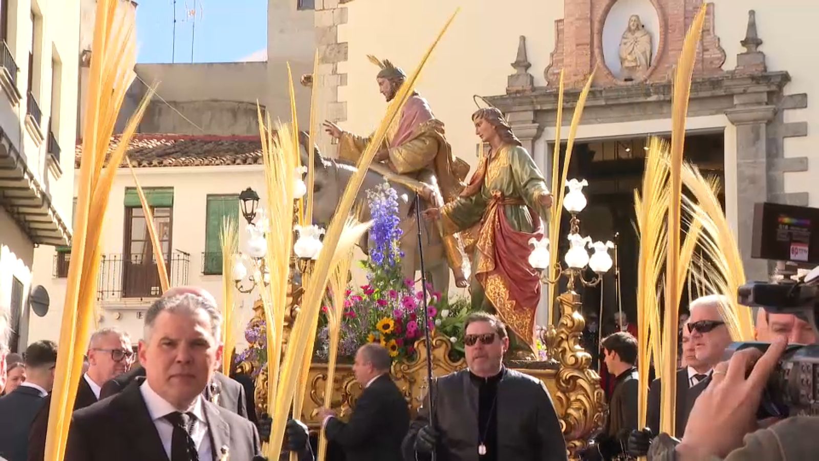 El pas de la processó d'este diumenge a Sagunt