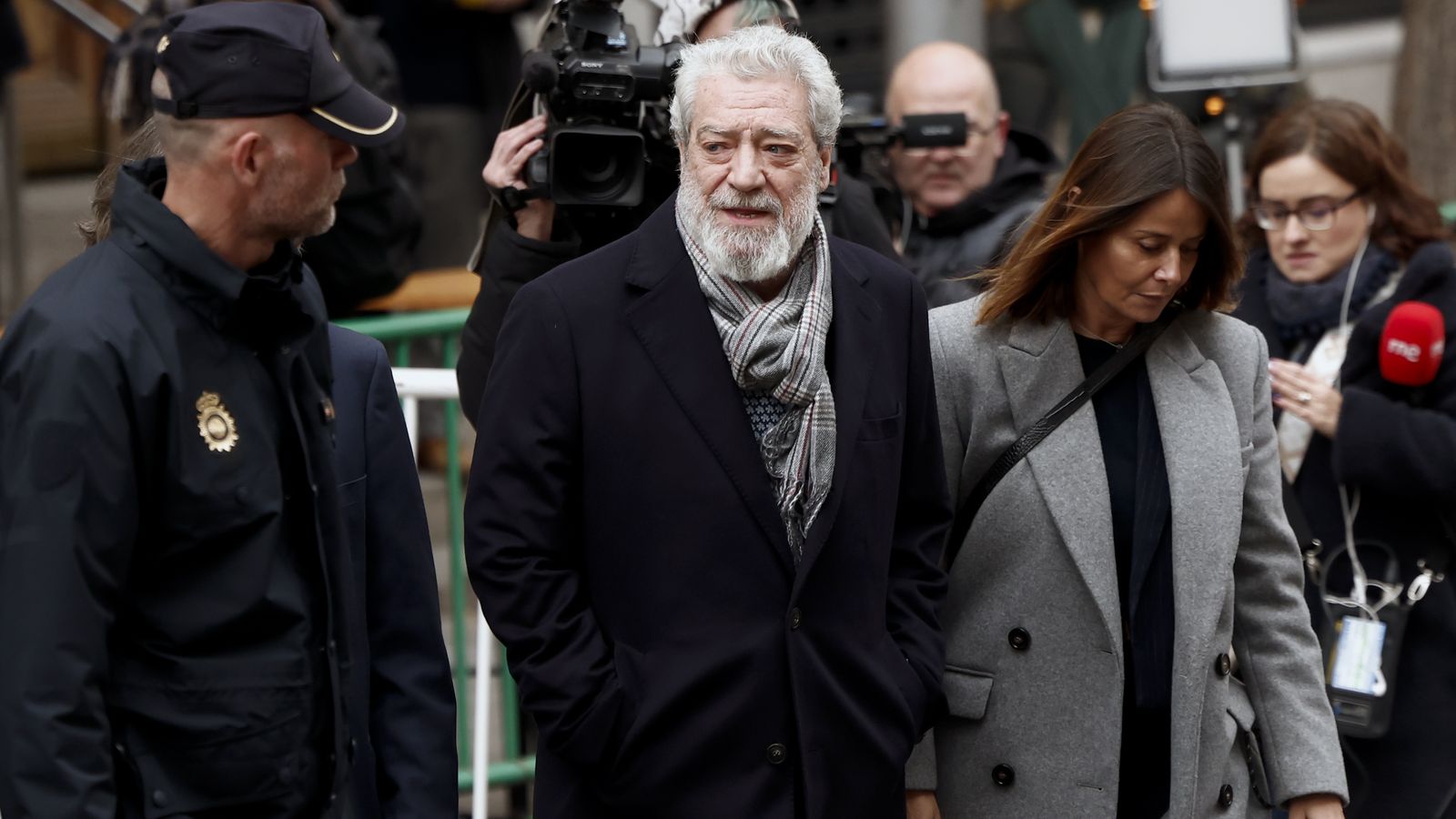 El director de gabinet de la presidenta de la Comunitat de Madrid, Miguel Ángel Rodríguez. a la seua arribada aquest dimecres al Tribunal Suprem