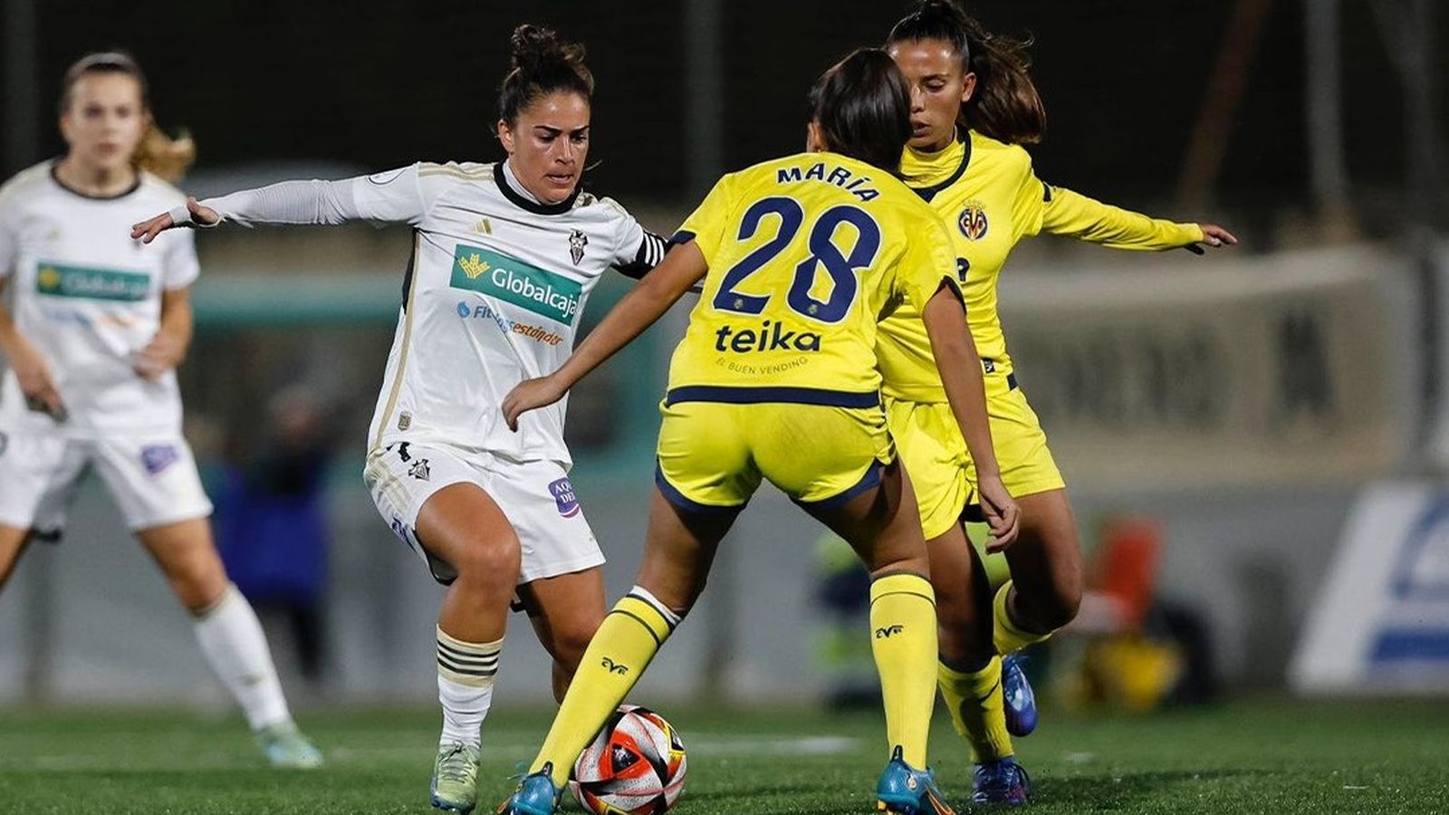 Les jugadores del Vila-real, en el partit a Albacete
