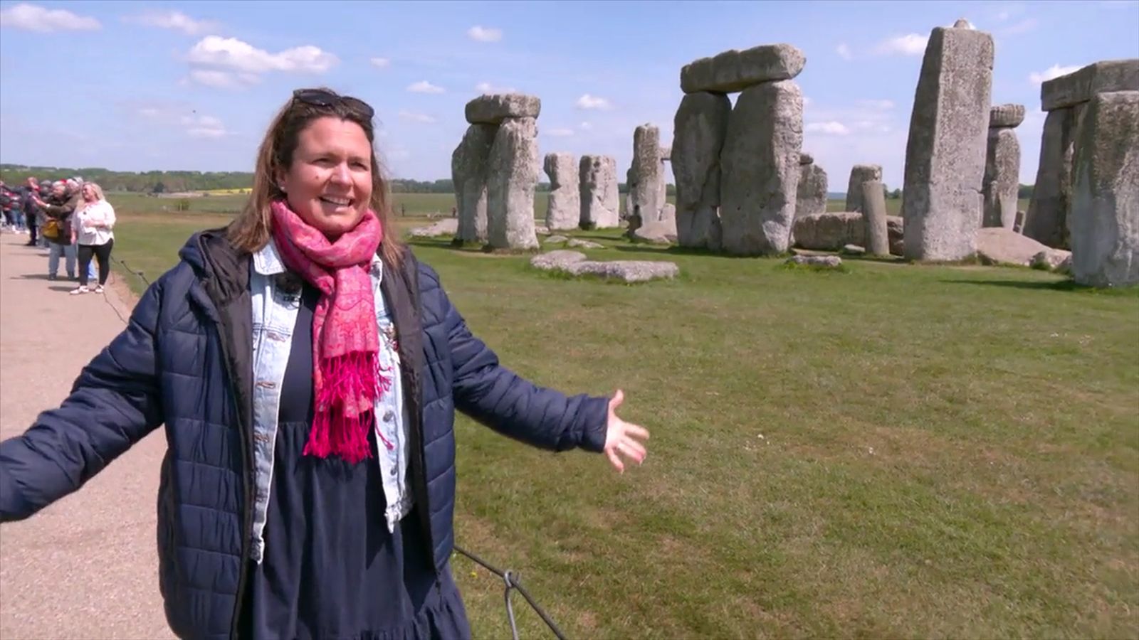 Reyes Ávila, de Mutxamel, fa 22 anys que residix al sud d’Anglaterra i ens acompanyarà a Stonehenge
