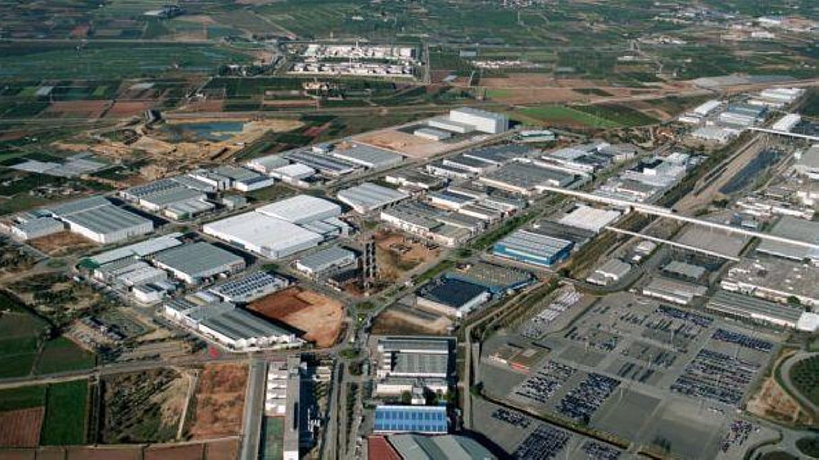 Una panoràmica del polígon industrial Joan Carles I Una panoràmica del polígon industrial Juan Carlos I
