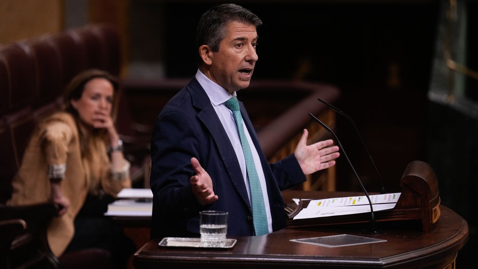 El diputat del PP Pedro Muñoz intervé al Congrés durant el debat de la moció per a revisar el rescat públic de Plus Ultra