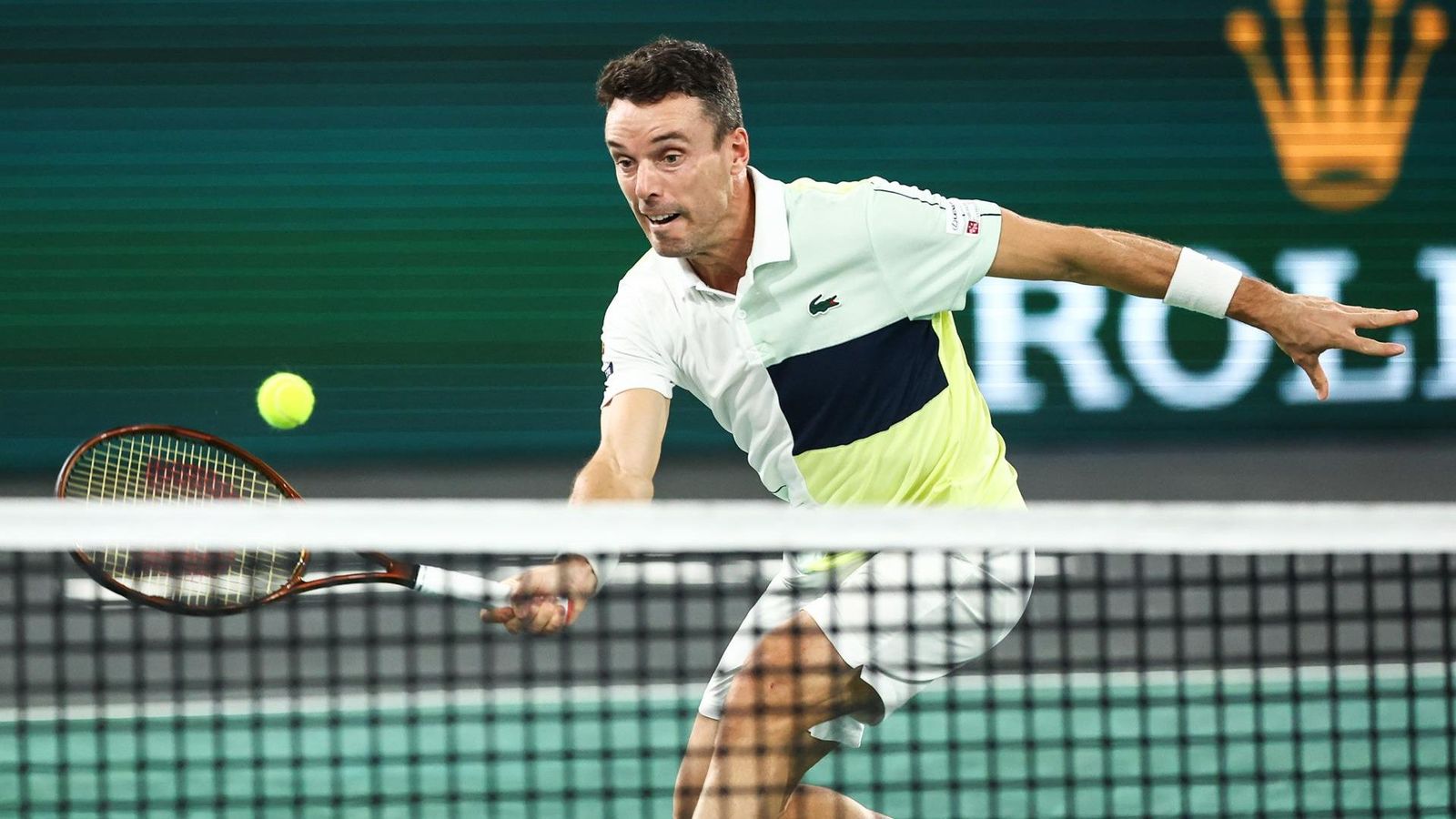 Bautista, en una acció del partit